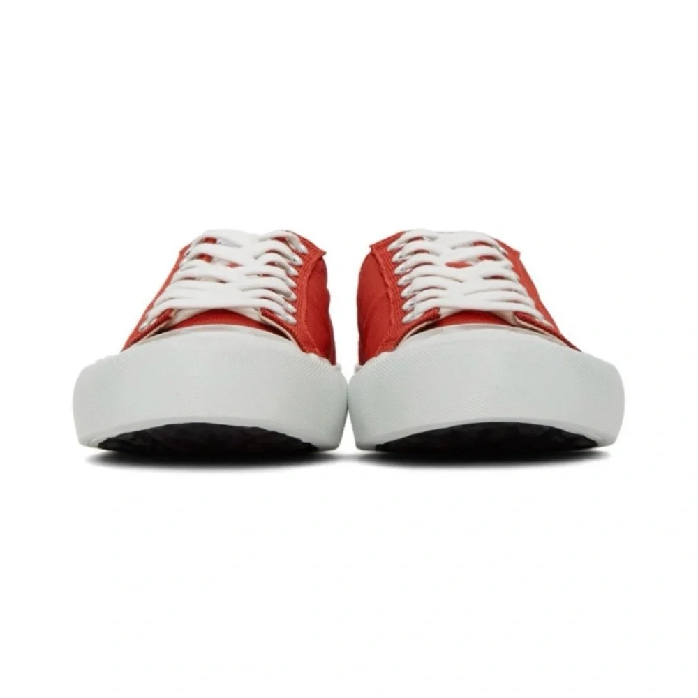 Article No. Red 1007-02 Sneakers Red Canvas with White Accents Men’s Size 8 - Picture 3 of 15
